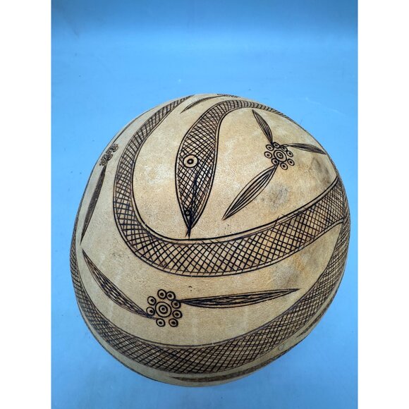 Handcrafted Gourd large Bowl With Intricate Black Geometric Designs 12x10" READ - Picture 9 of 12